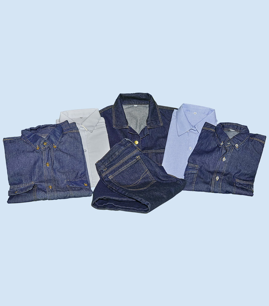 Camisas y jeanes de dotación